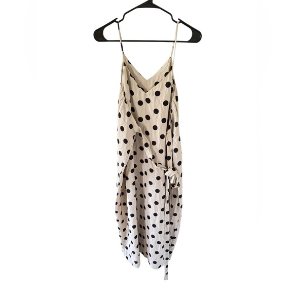 Hatch Maternity The Tori Wrap Dress in Cream and Black Polka Dot - Picture 8 of 11